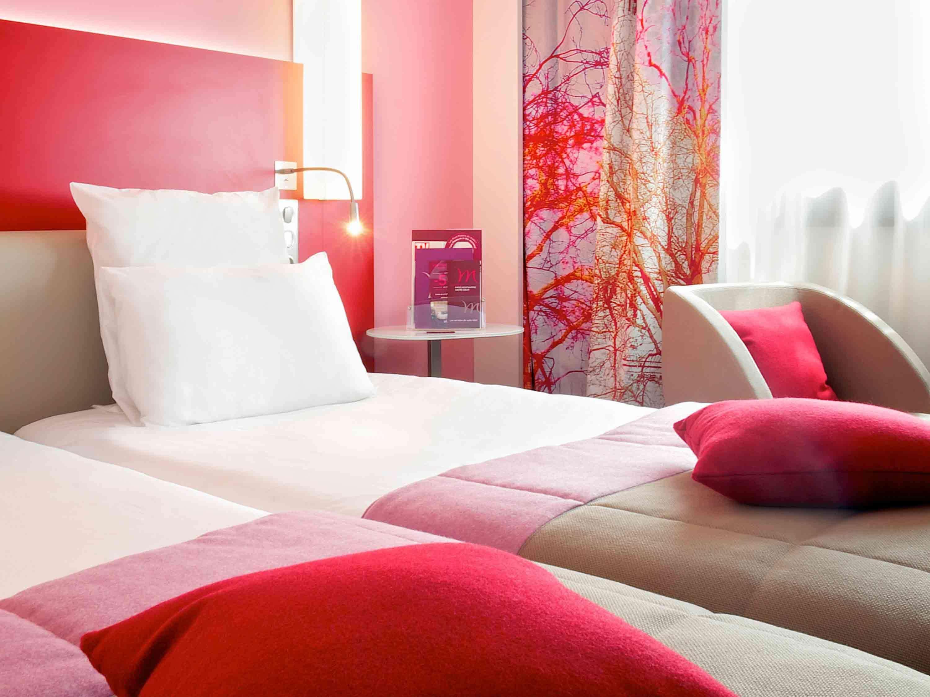 Mercure Paris Montmartre Sacre Coeur Exterior photo
